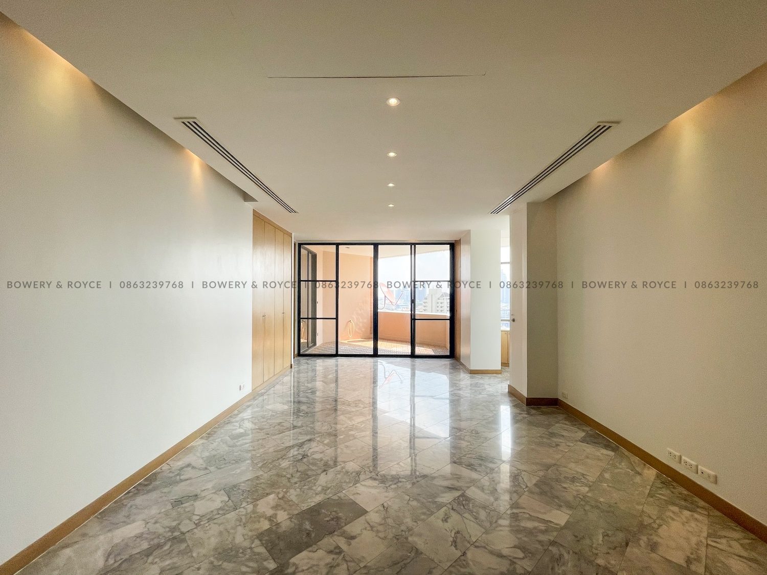 NEST OR INVEST Four Bedroom Duplex Condo for Rent and for Sale in Ekkamai