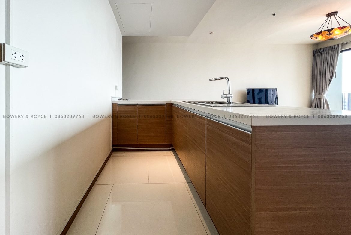 Spacious Three Bedroom Condo for Rent in Phrom Phong by Bowery & Royce