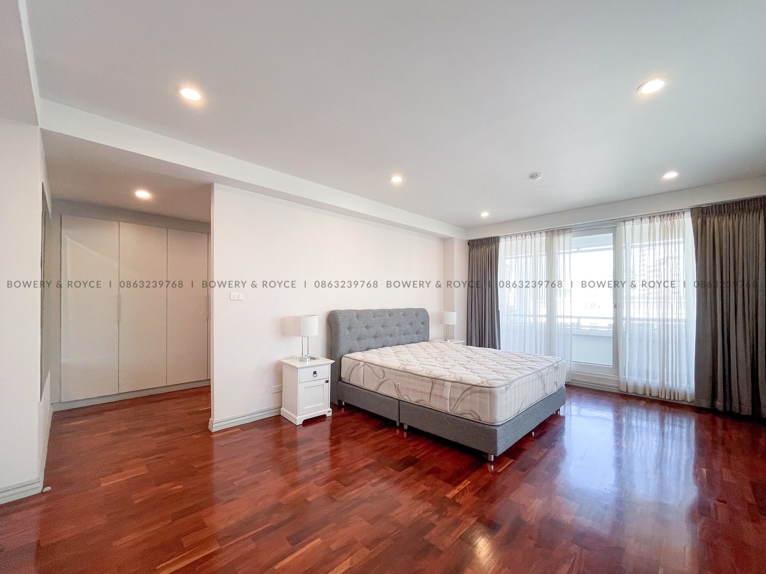 Spacious Four Bedroom Plus Office Pet Friendly Condo for Rent in Thong Lor