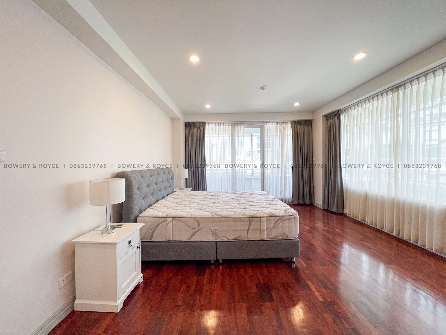 Spacious Four Bedroom Plus Office Pet Friendly Condo for Rent in Thong Lor