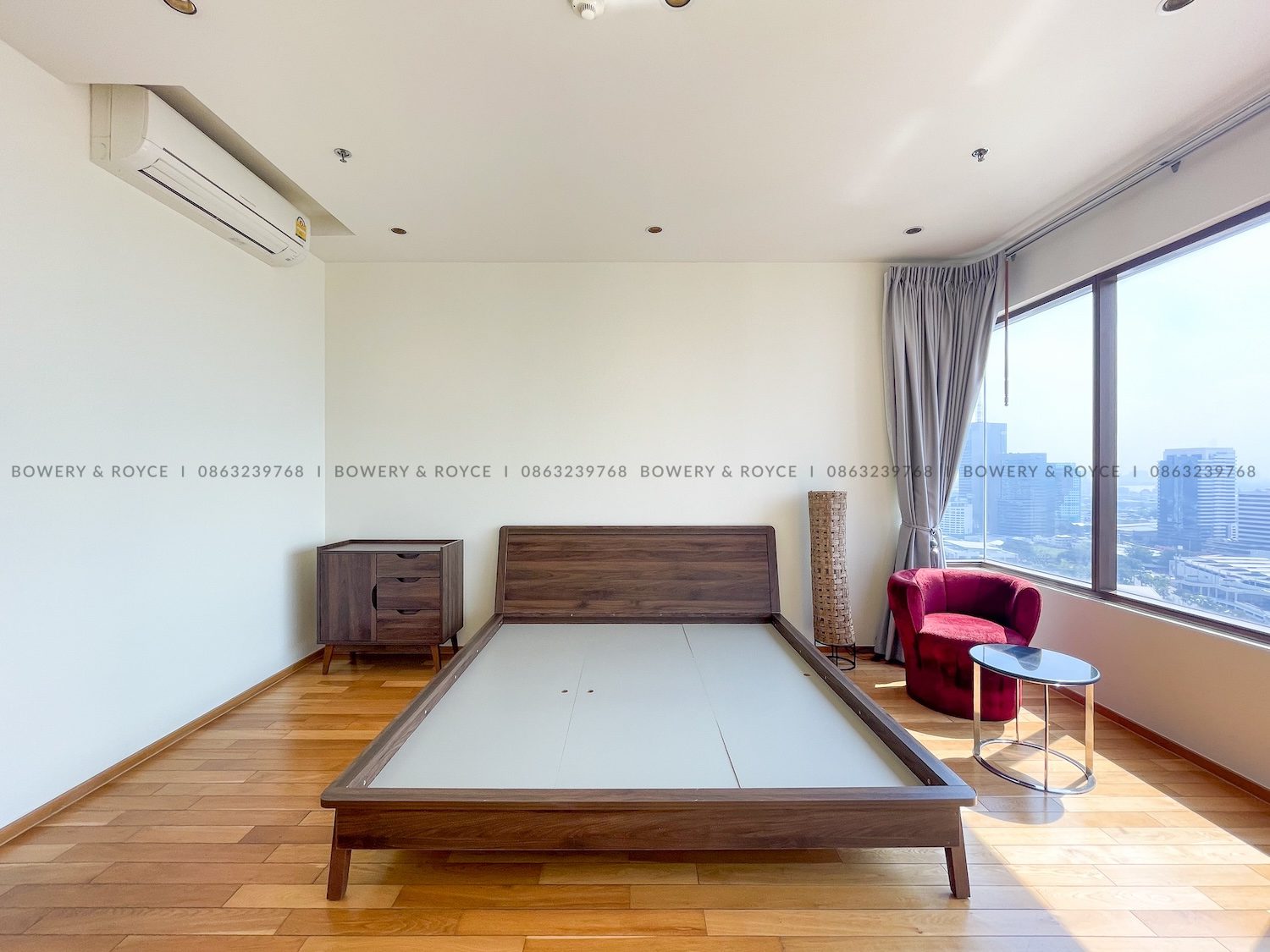 Spacious Three Bedroom Condo for Rent in Phrom Phong by Bowery & Royce