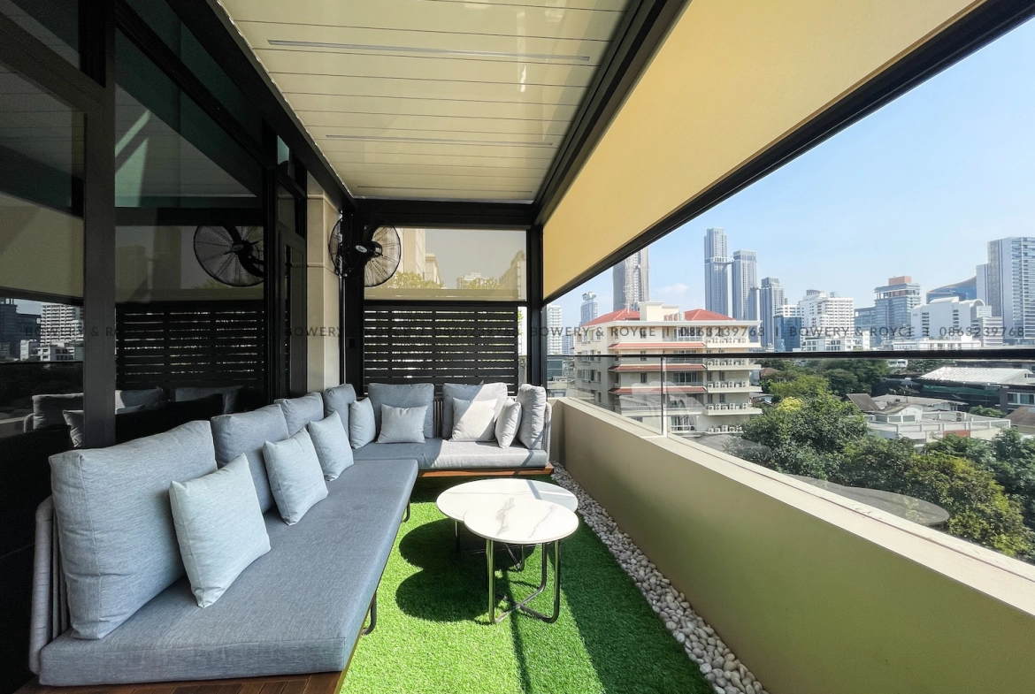 Exquisite Two Bedroom Plus Office Duplex Penthouse for Rent in Thong Lor