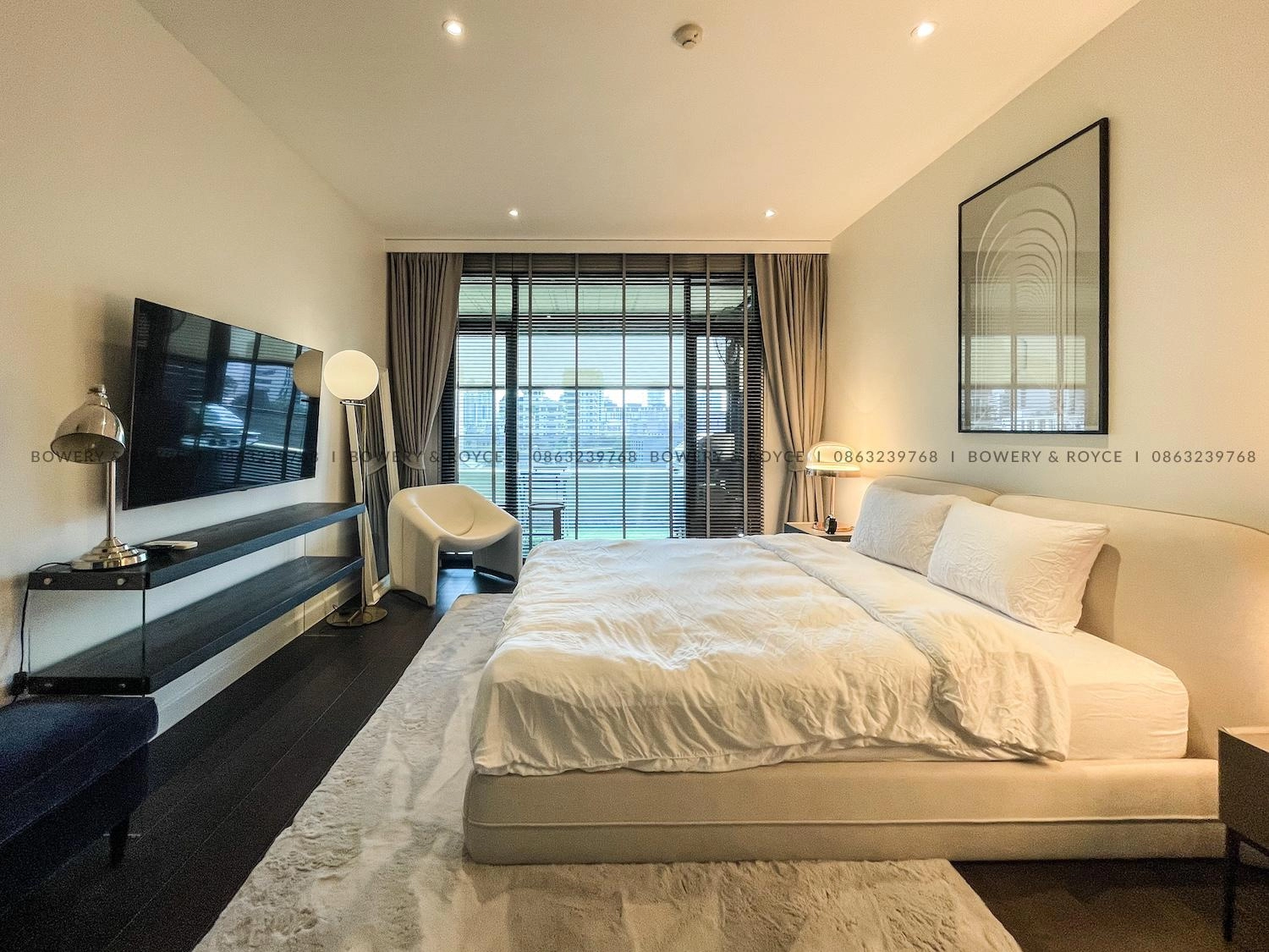 Exquisite Two Bedroom Plus Office Duplex Penthouse for Rent in Thong Lor