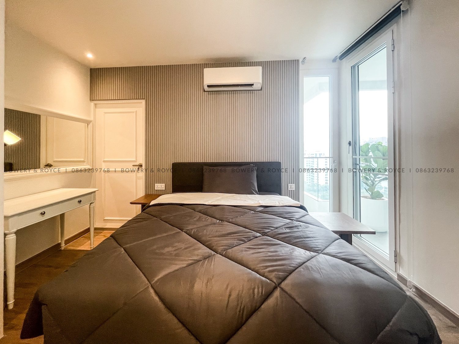 Spacious Modern Design Three Bedroom Condo for Rent in Phrom Phong