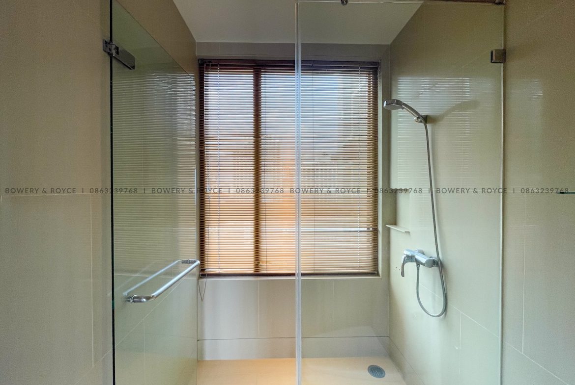 Spacious Three Bedroom Condo for Rent in Phrom Phong by Bowery & Royce
