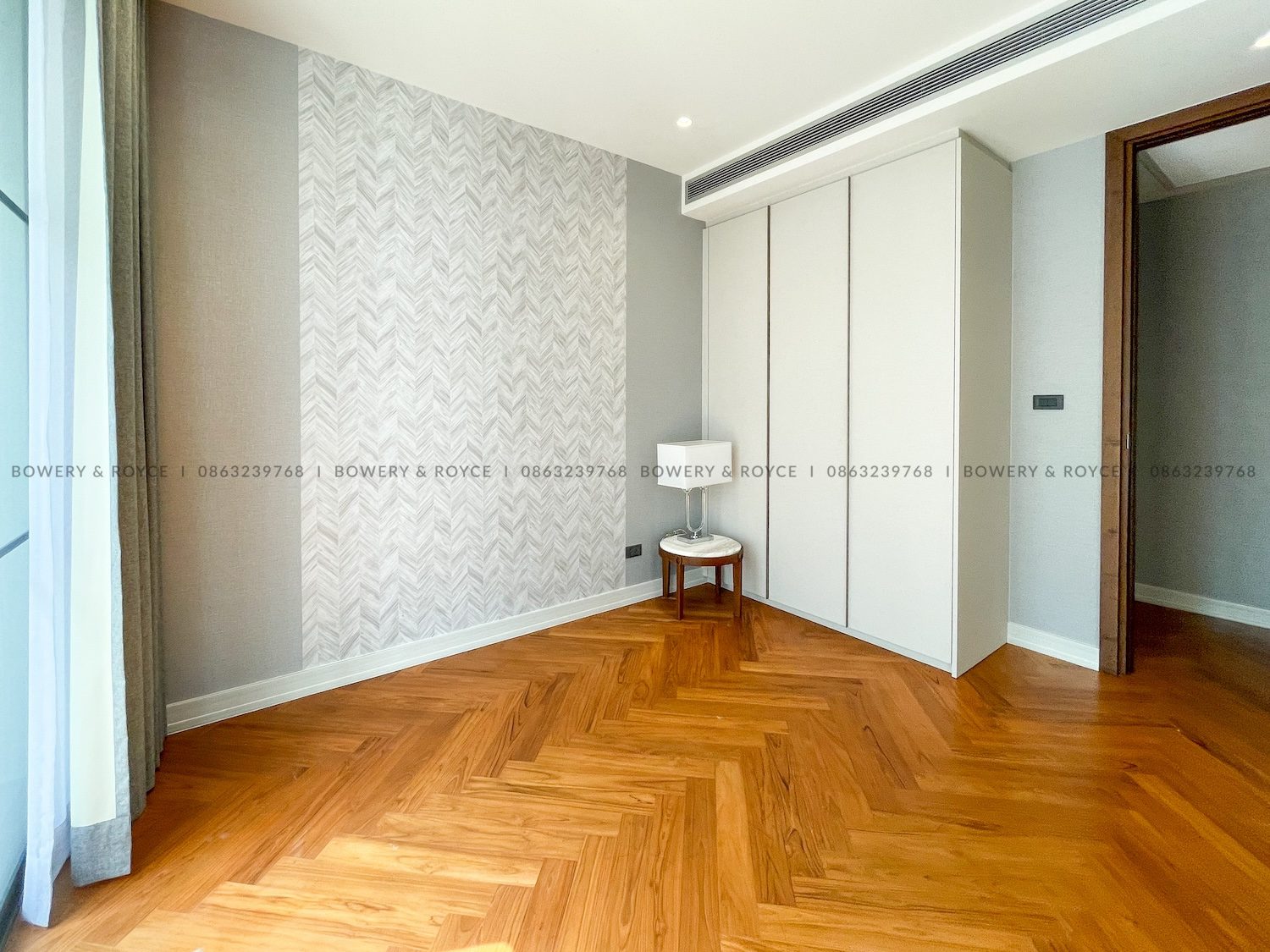 Stunning Three Bedroom Plus Office Pet Friendly Condo for Rent in Thong Lor