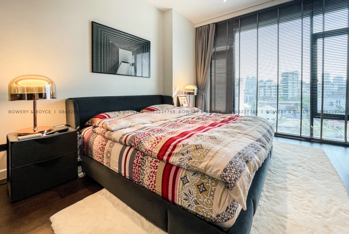 Exquisite Two Bedroom Plus Office Duplex Penthouse for Rent in Thong Lor