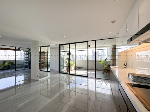 Just Renovated two bedroom Condo for Sale in Prhom Phong