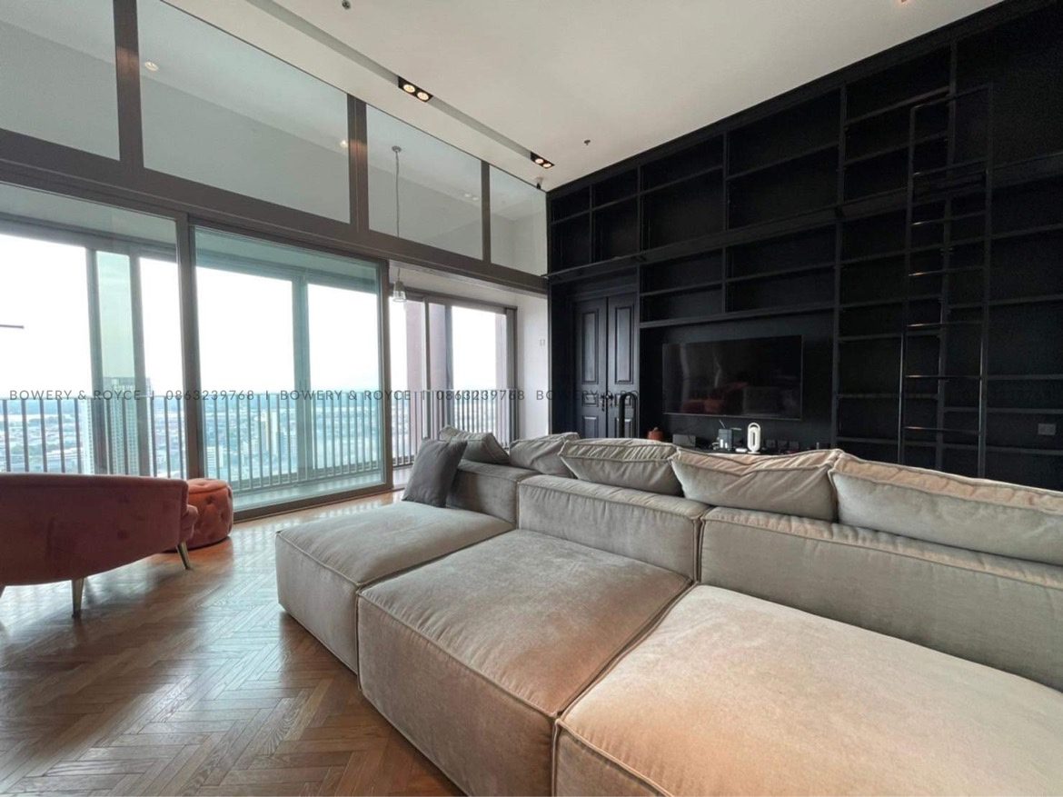 Lofty Style Three Bedroom Condo for Rent in Thong Lor