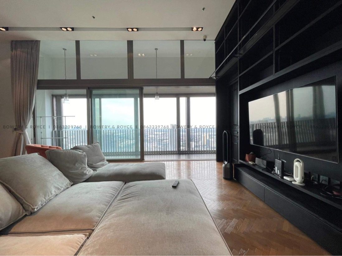 Lofty Style Three Bedroom Condo for Rent in Thong Lor