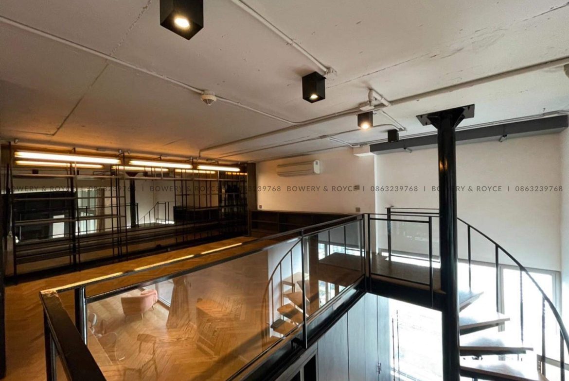 Lofty Style Three Bedroom Condo for Rent in Thong Lor
