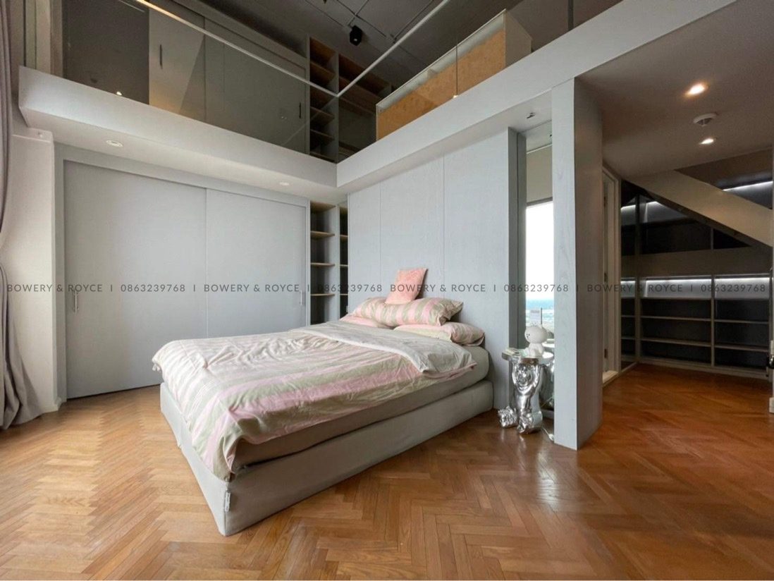 Lofty Style Three Bedroom Condo for Rent in Thong Lor