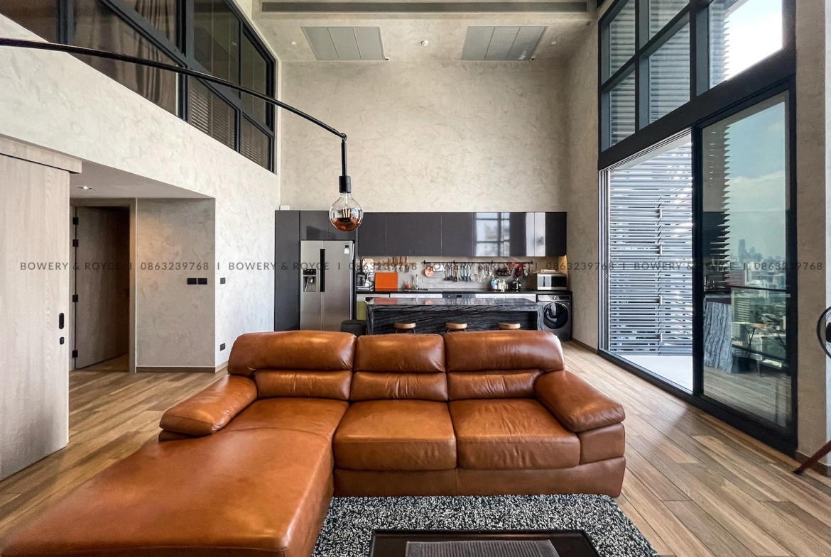 Stunning Two Bedroom New York Loft Style for Sale in Asoke