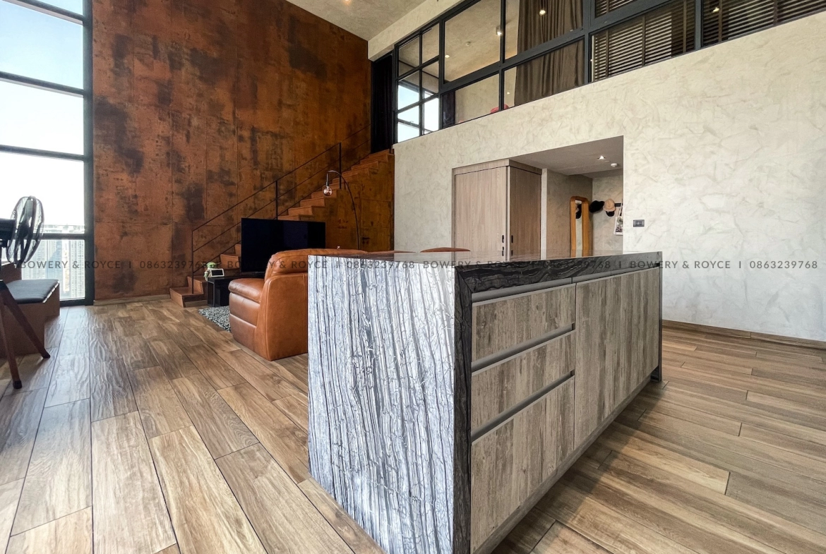 Stunning Two Bedroom New York Loft Style for Sale in Asoke