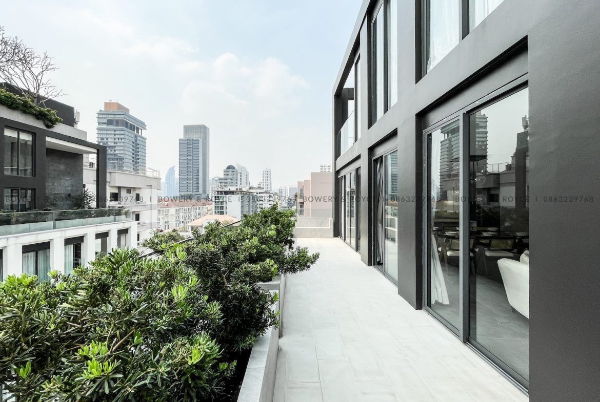 Luxurious Three Bedroom Duplex Condo for Sale in Thong Lor