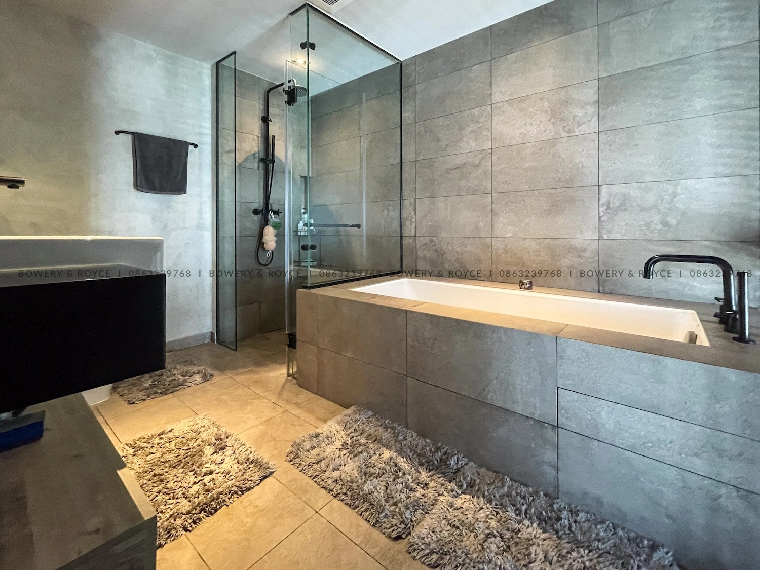 Stunning Two Bedroom New York Loft Style for Sale in Asoke