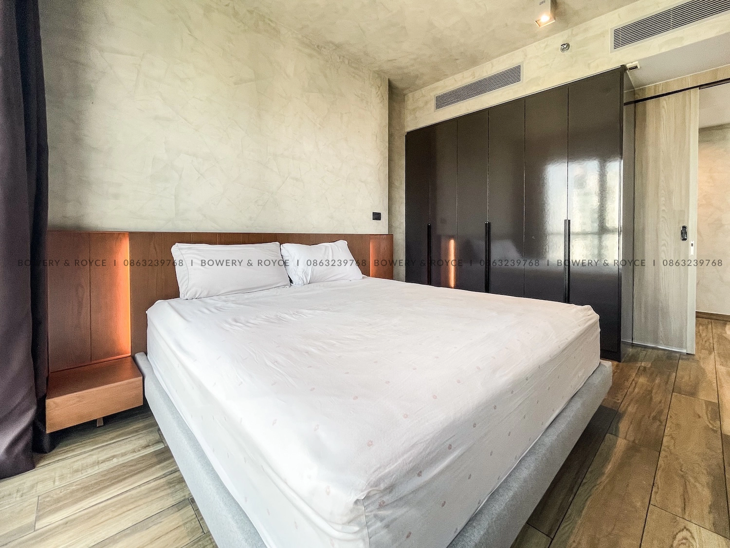 Stunning Two Bedroom New York Loft Style for Sale in Asoke