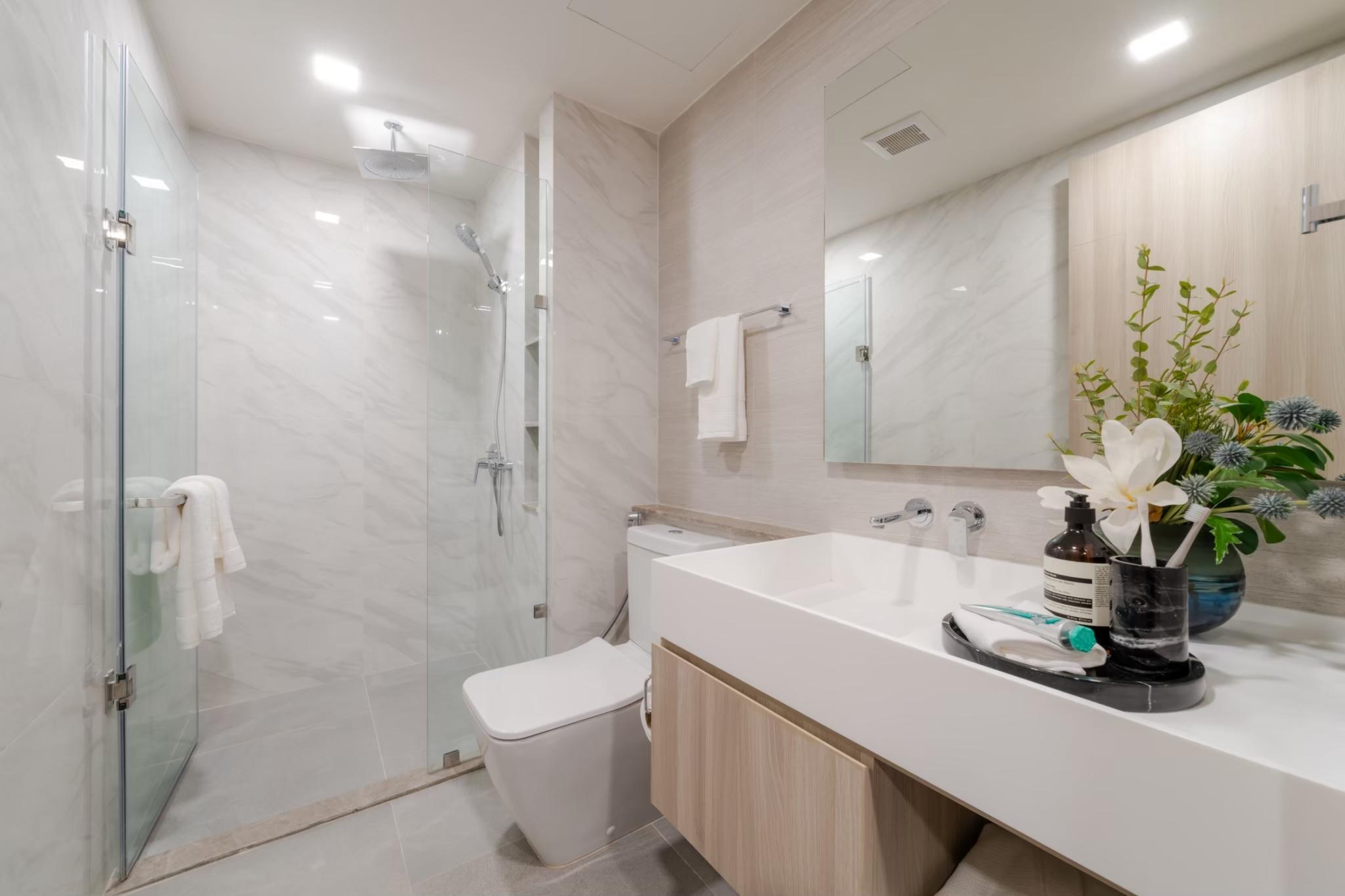 Luxurious Three Bedroom Condo for Rent in Phrom Phong