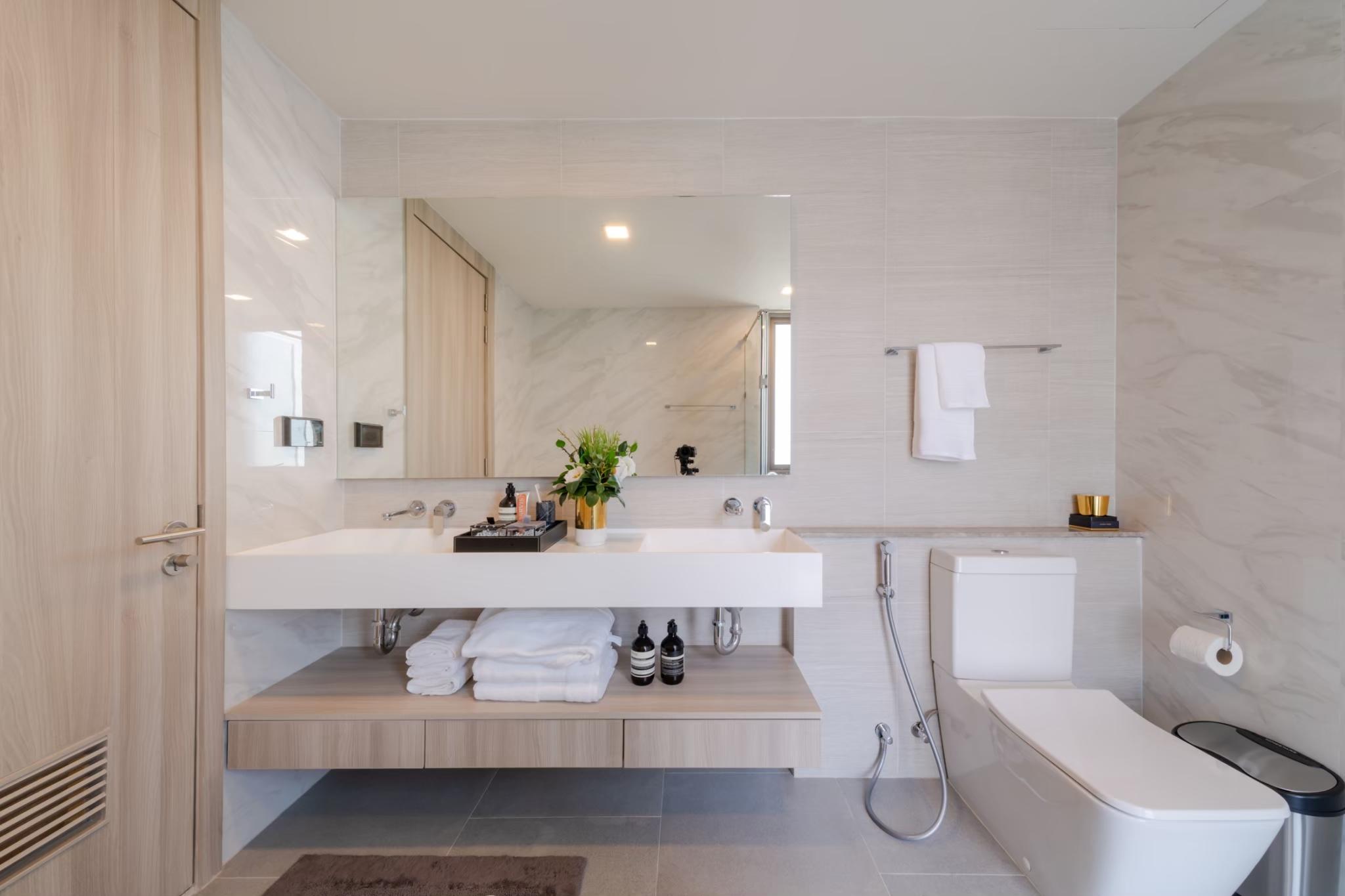 Luxurious Three Bedroom Condo for Rent in Phrom Phong