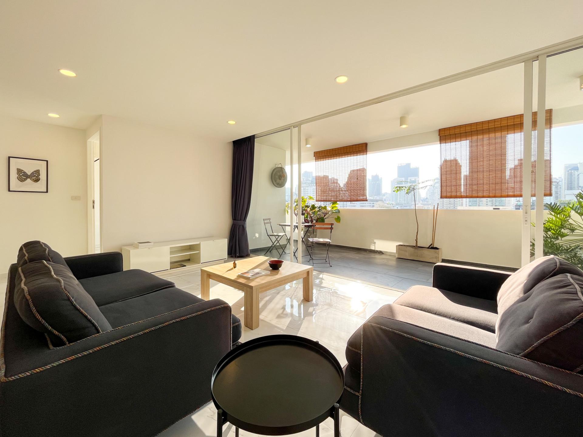 Beautifully Renovated Two Bedroom Condo for Sale in Phrom Phong