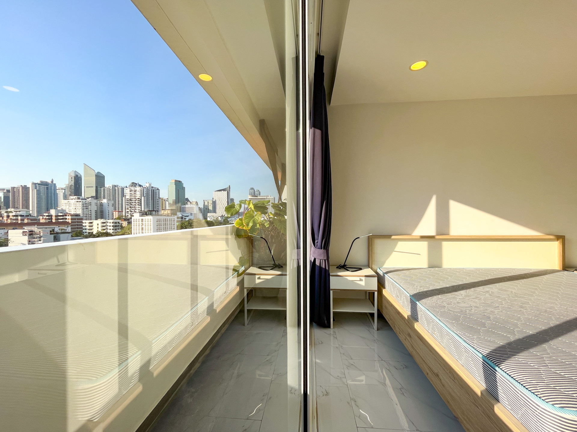 Beautifully Renovated Two Bedroom Condo for Sale in Phrom Phong