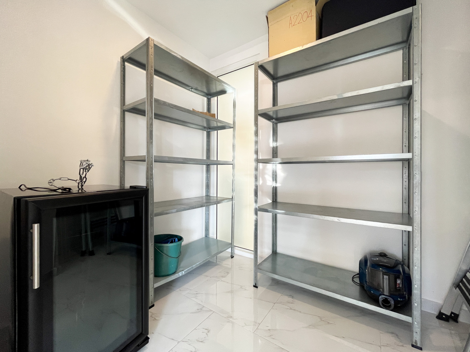 Beautifully Renovated Two Bedroom Condo for Sale in Phrom Phong