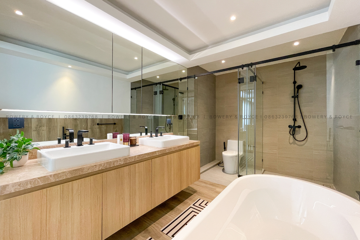 Renovated Gem Four Bedroom Townhouse for Sale in Soi Pridi Sukhumvit 71
