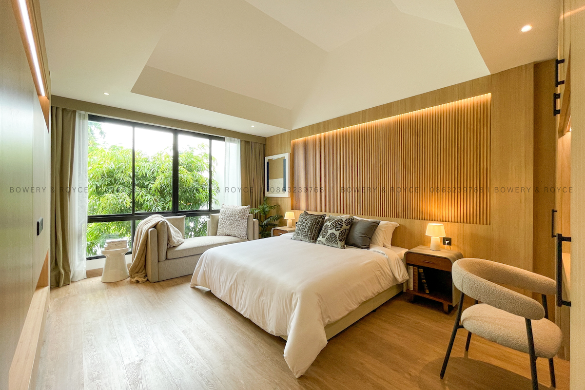 Renovated Gem Four Bedroom Townhouse for Sale in Soi Pridi Sukhumvit 71