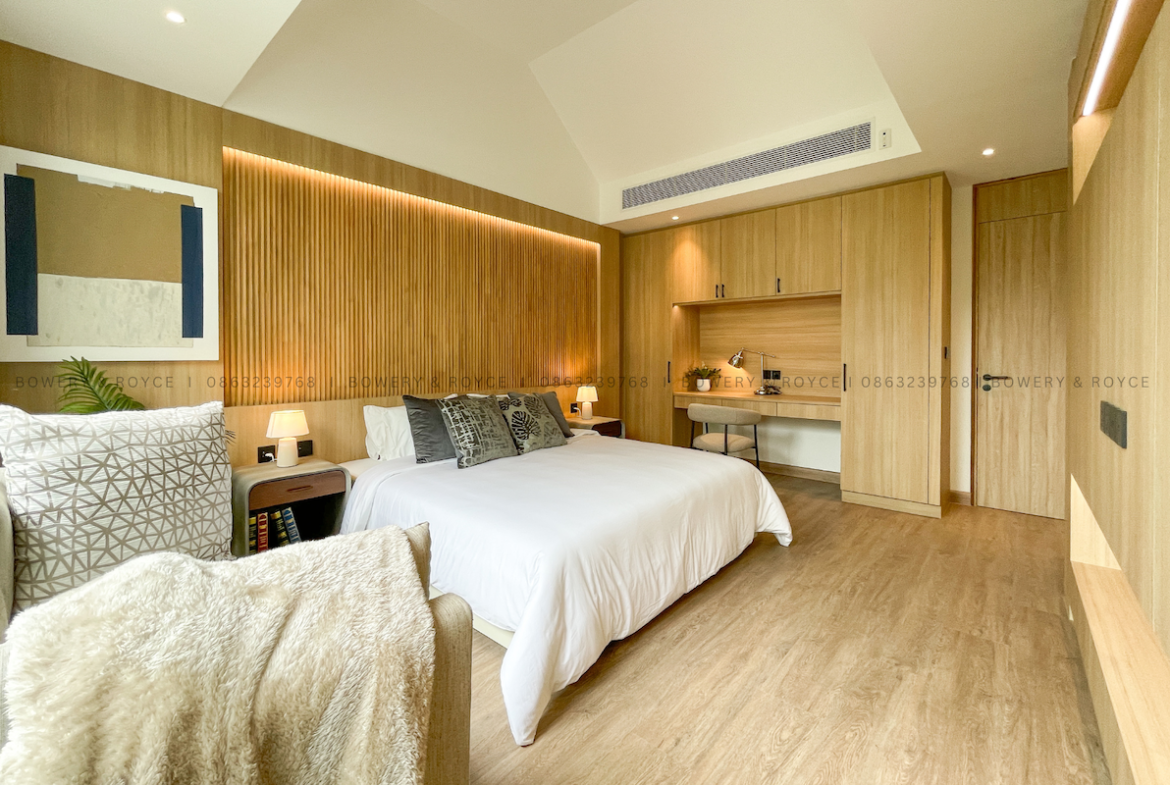 Renovated Gem Four Bedroom Townhouse for Sale in Soi Pridi Sukhumvit 71