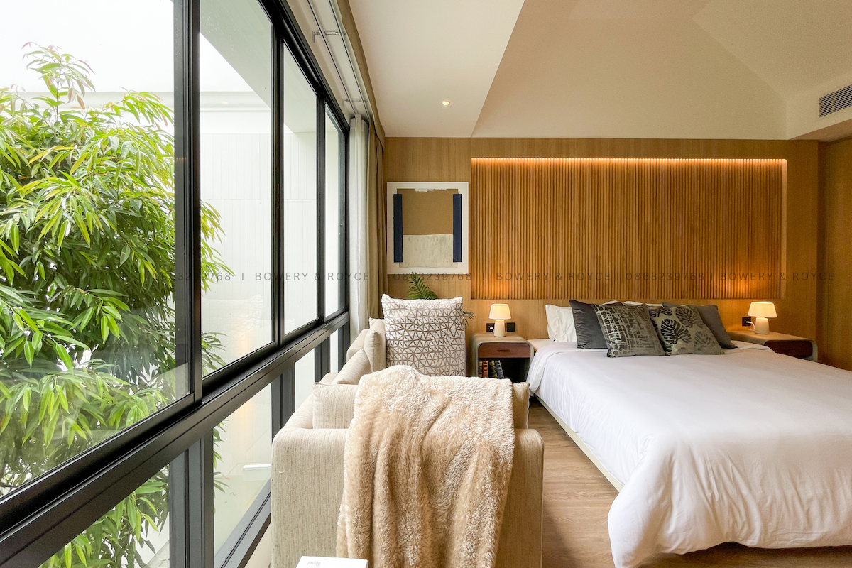 Renovated Gem Four Bedroom Townhouse for Sale in Soi Pridi Sukhumvit 71