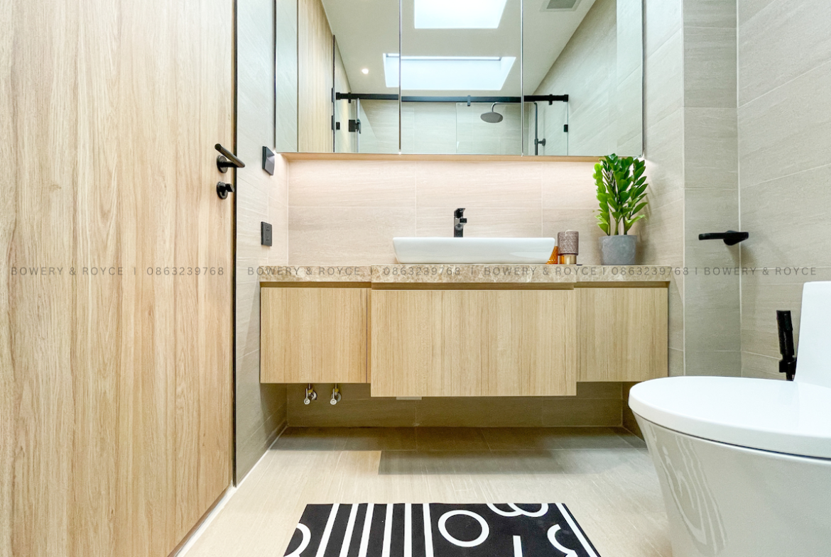 Renovated Gem Four Bedroom Townhouse for Sale in Soi Pridi Sukhumvit 71