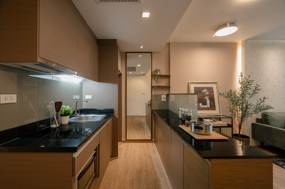 Newly Renovated Two-Bedrooms Condo for Sale in Ekkamai Sukhumvit 42