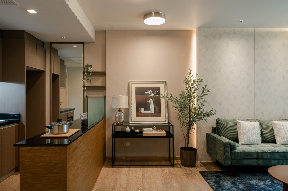Newly Renovated Two-Bedrooms Condo for Sale in Ekkamai Sukhumvit 42