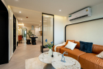 Luxury Renovated Condo for Sale in Central Ekkamai - Pet-Friendly and Modern Design