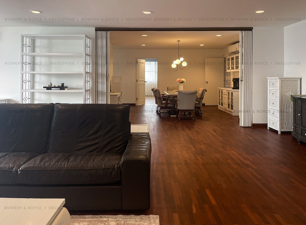 Spacious 3-Bedroom Condo for Rent Near BTS Phrom Phong