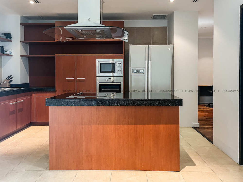 Spacious 3-Bedroom Apartment for Rent in Phrom Phong