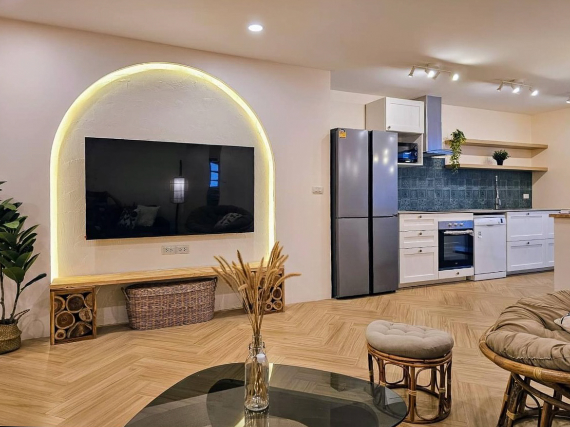 Newly Renovated Three-Bedroom Condo for Rent in Thonglor