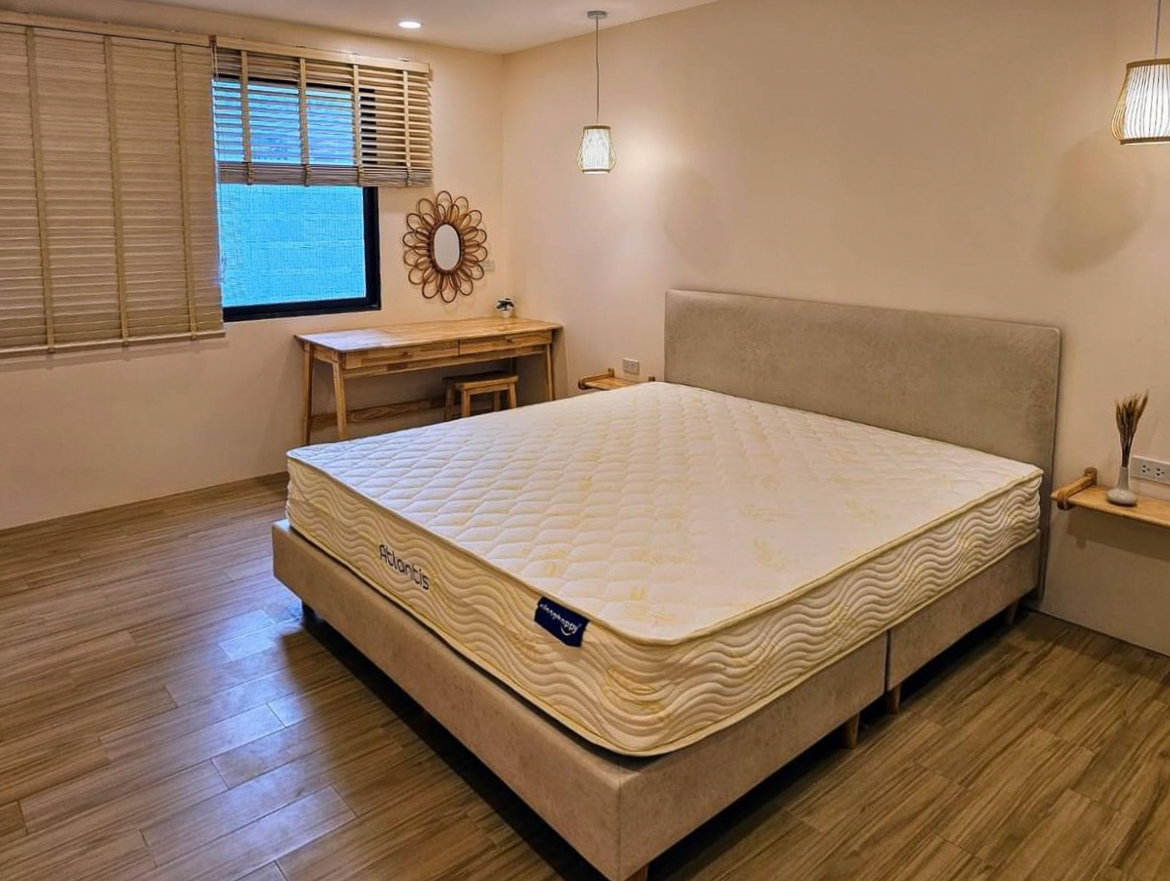 Newly Renovated Three-Bedroom Condo for Rent in Thonglor