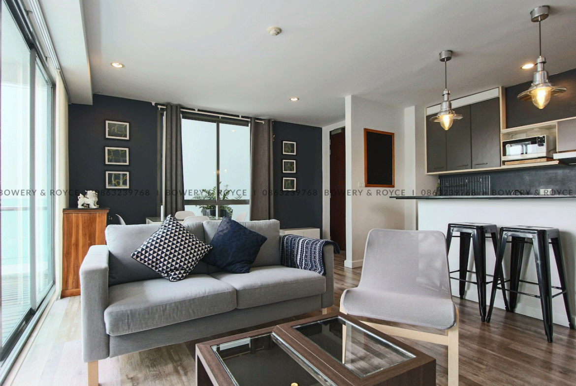 Two-Bedroom Condo for Rent and Sale in Sukhumvit 65, Pet-Friendly, Near Ekkamai BTS