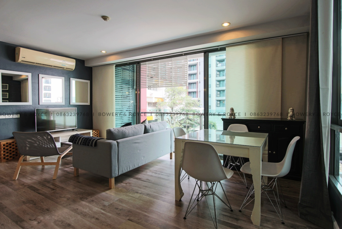 Two-Bedroom Condo for Rent and Sale in Sukhumvit 65, Pet-Friendly, Near Ekkamai BTS