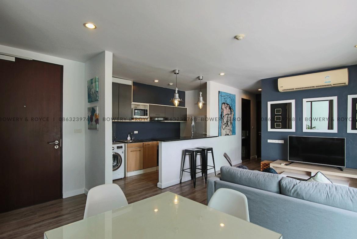 Two-Bedroom Condo for Rent and Sale in Sukhumvit 65, Pet-Friendly, Near Ekkamai BTS