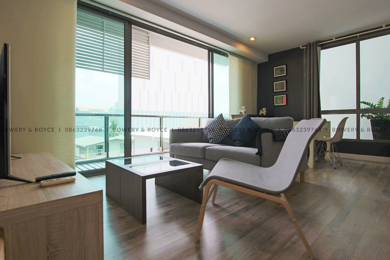 Two-Bedroom Condo for Rent and Sale in Sukhumvit 65, Pet-Friendly, Near Ekkamai BTS