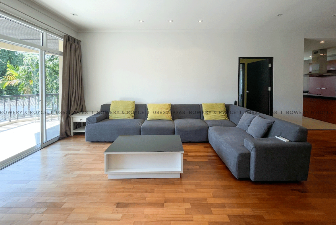 Luxury 3-Bedroom Condo for Rent in Sukhumvit 39 near BTS Phrom Phong