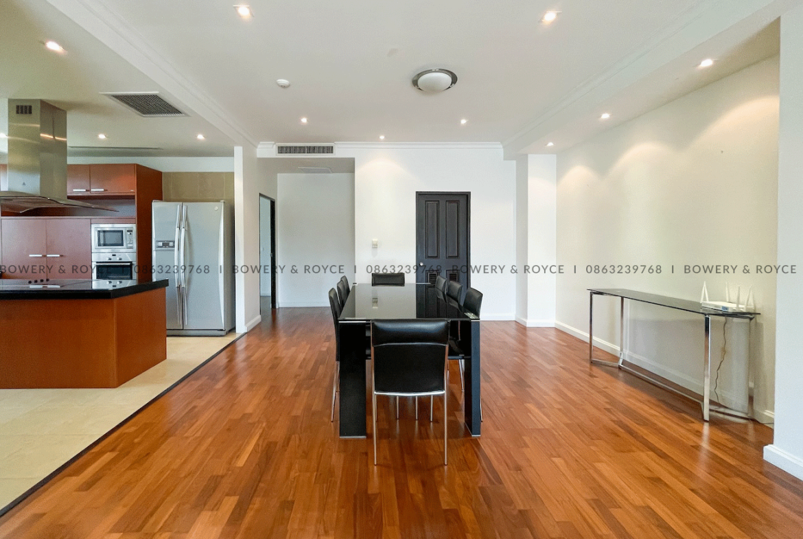 Luxury 3-Bedroom Condo for Rent in Sukhumvit 39 near BTS Phrom Phong
