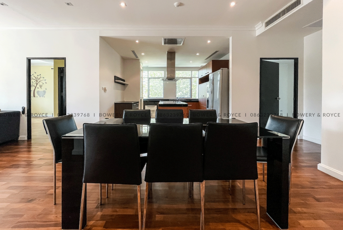 Luxury 3-Bedroom Condo for Rent in Sukhumvit 39 near BTS Phrom Phong