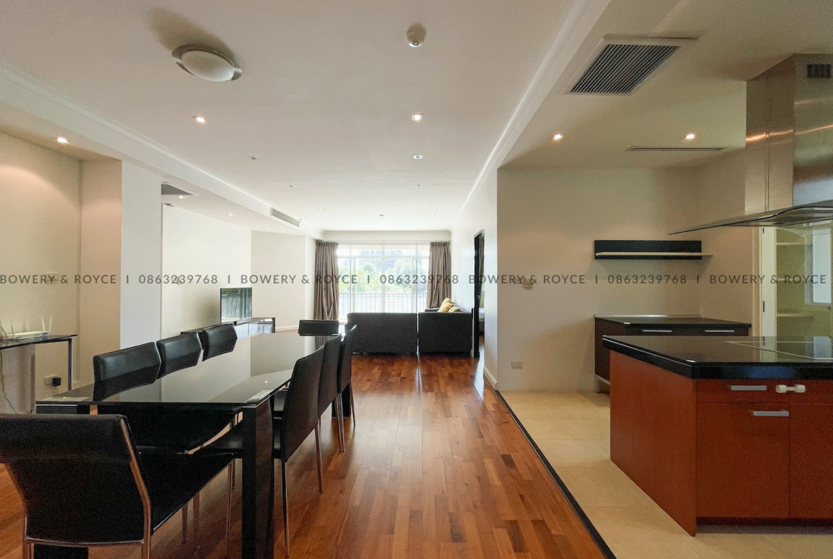 Luxury 3-Bedroom Condo for Rent in Sukhumvit 39 near BTS Phrom Phong