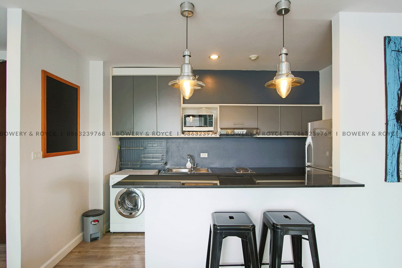 Two-Bedroom Condo for Rent and Sale in Sukhumvit 65, Pet-Friendly, Near Ekkamai BTS
