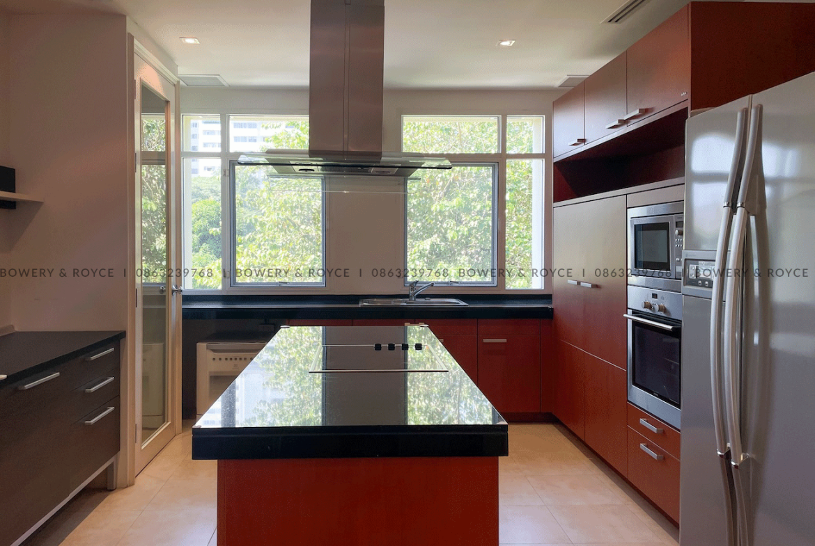 Luxury 3-Bedroom Condo for Rent in Sukhumvit 39 near BTS Phrom Phong