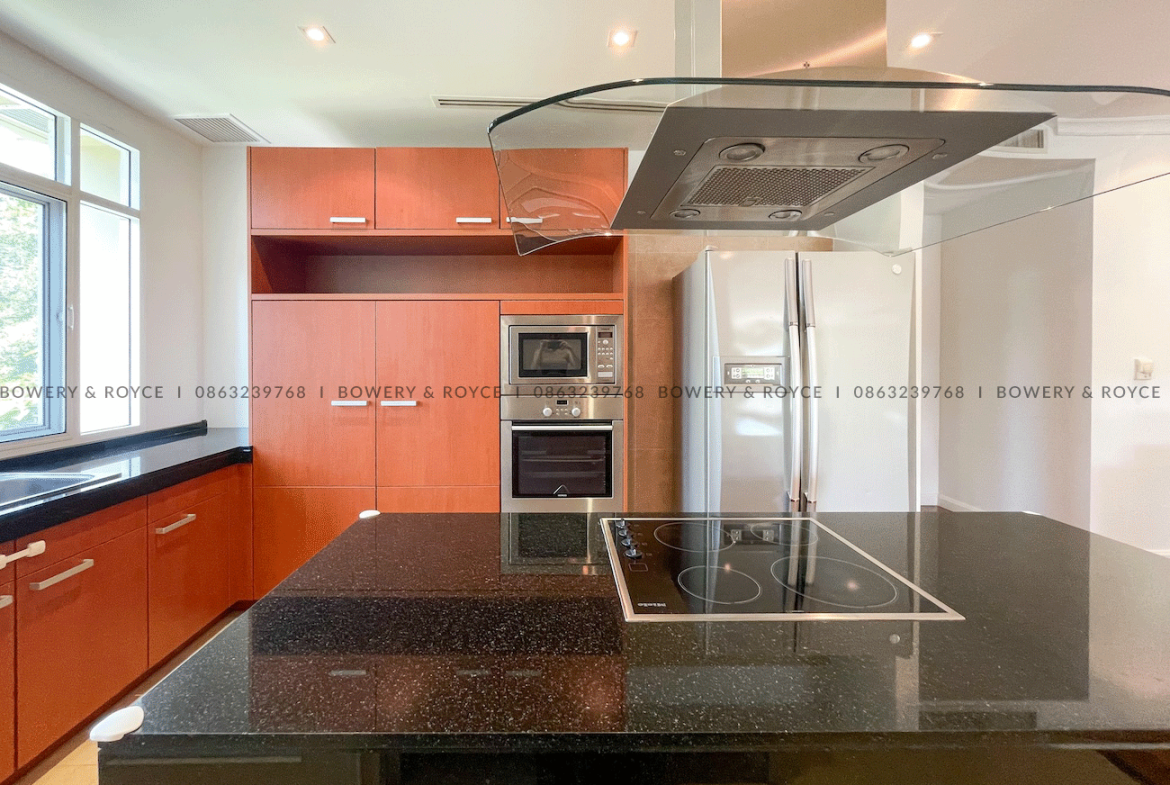 Luxury 3-Bedroom Condo for Rent in Sukhumvit 39 near BTS Phrom Phong