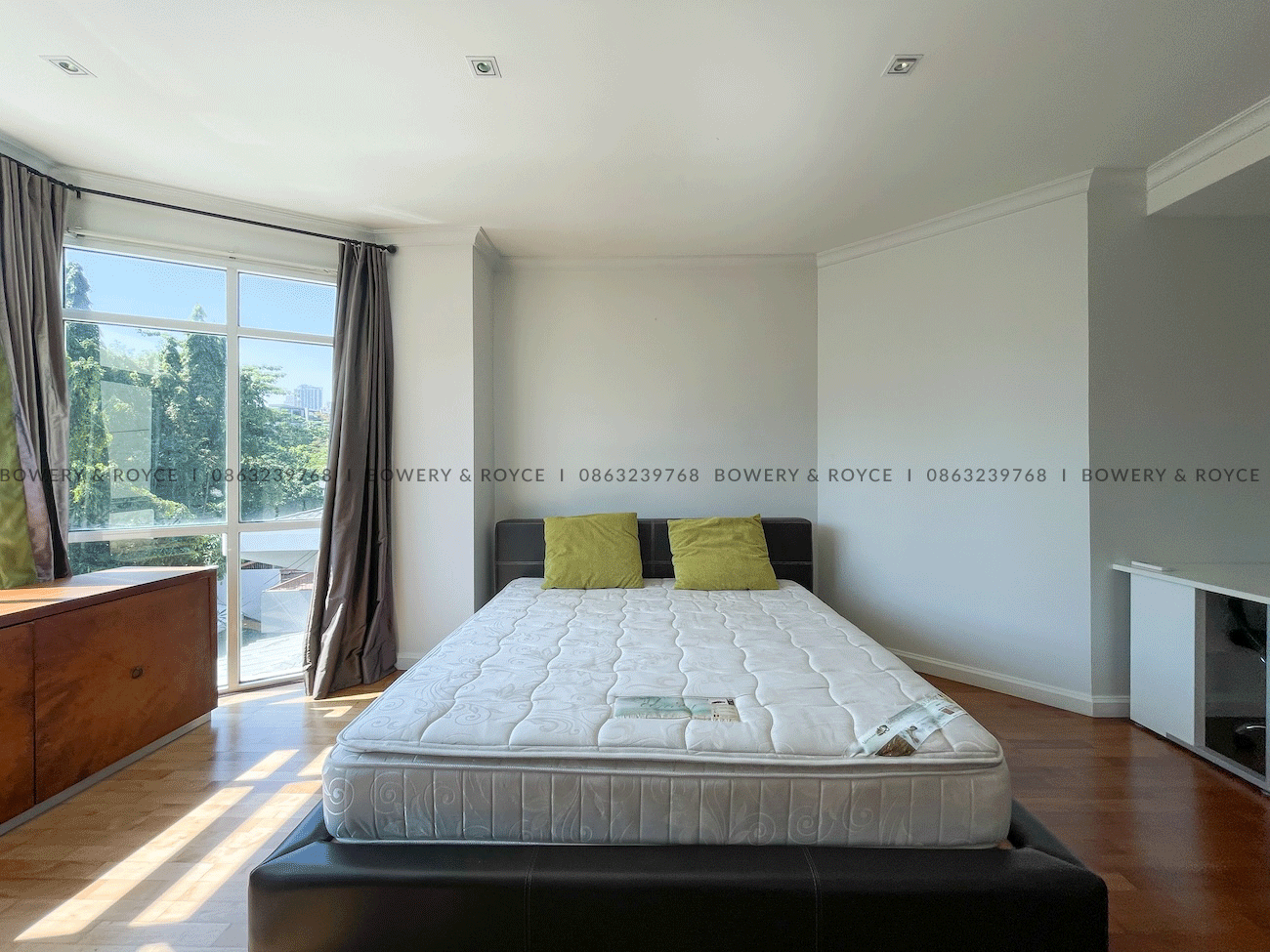 Luxury 3-Bedroom Condo for Rent in Sukhumvit 39 near BTS Phrom Phong